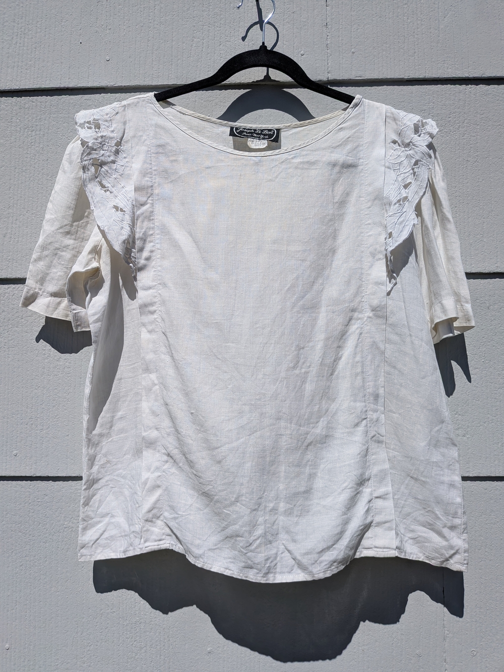 Vintage White Linen Women's Short Sleeve Top with Lace Shoulders